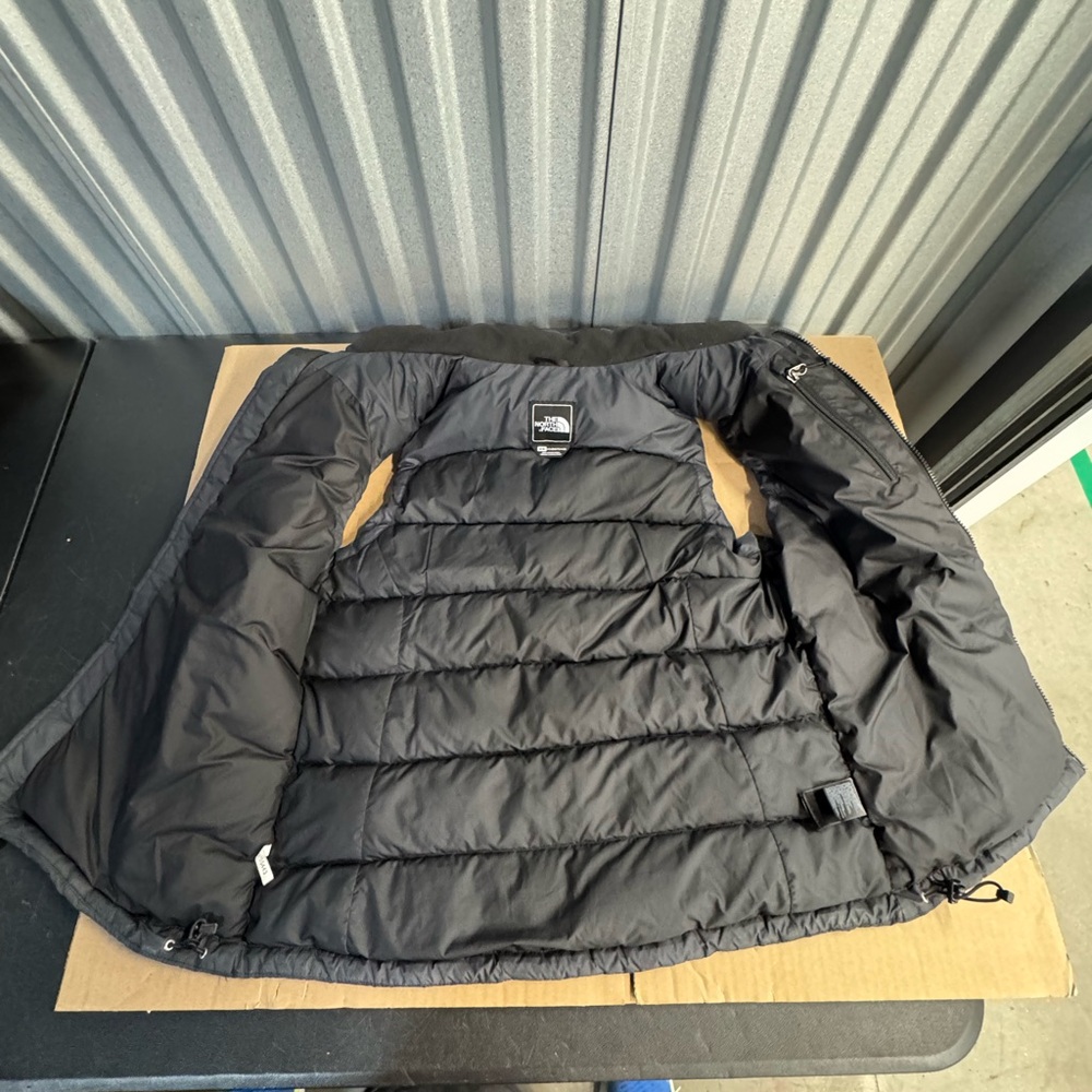 The North Face Puffer Vest Jacket Womens Large Black Nuptse 700 Goose Down Fill - Picture 8 of 9